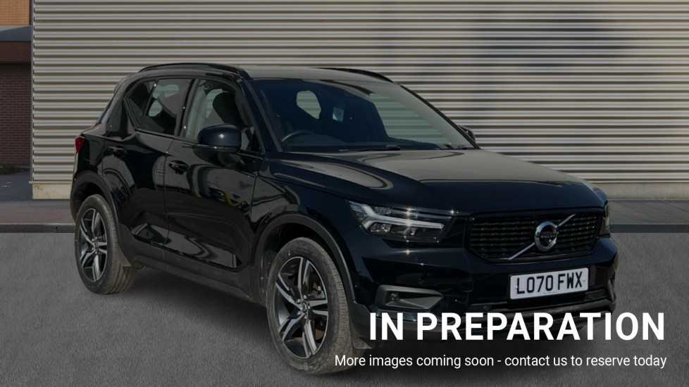 Main listing image - Volvo XC40 Recharge