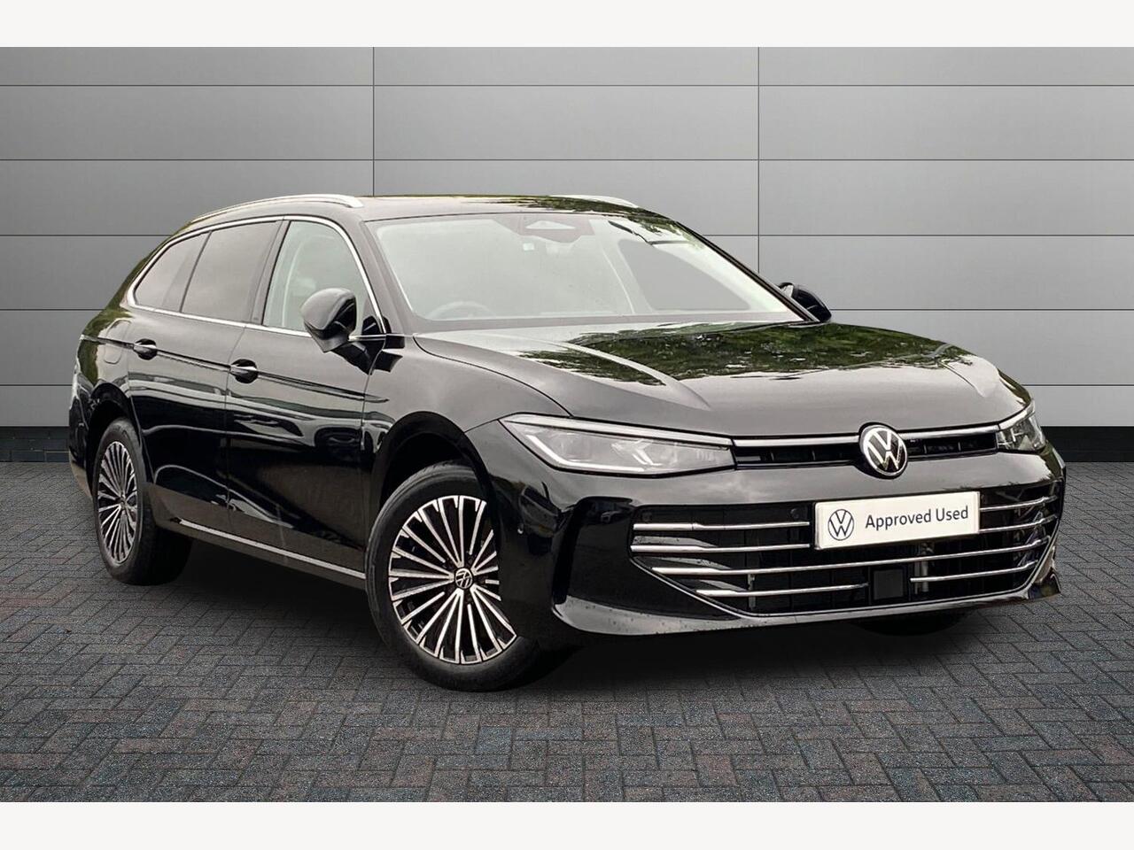 Main listing image - Volkswagen Passat