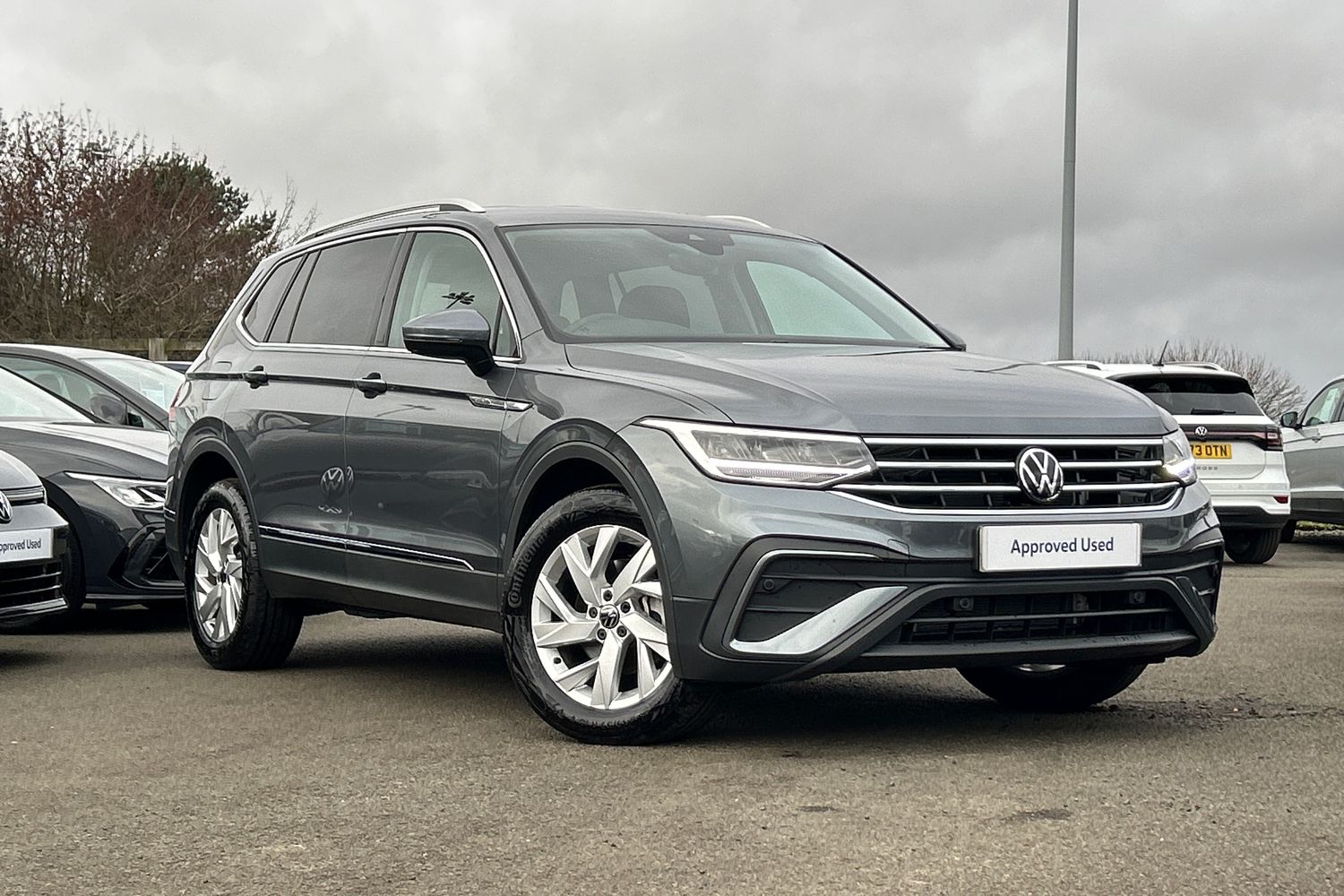 Main listing image - Volkswagen Tiguan Allspace