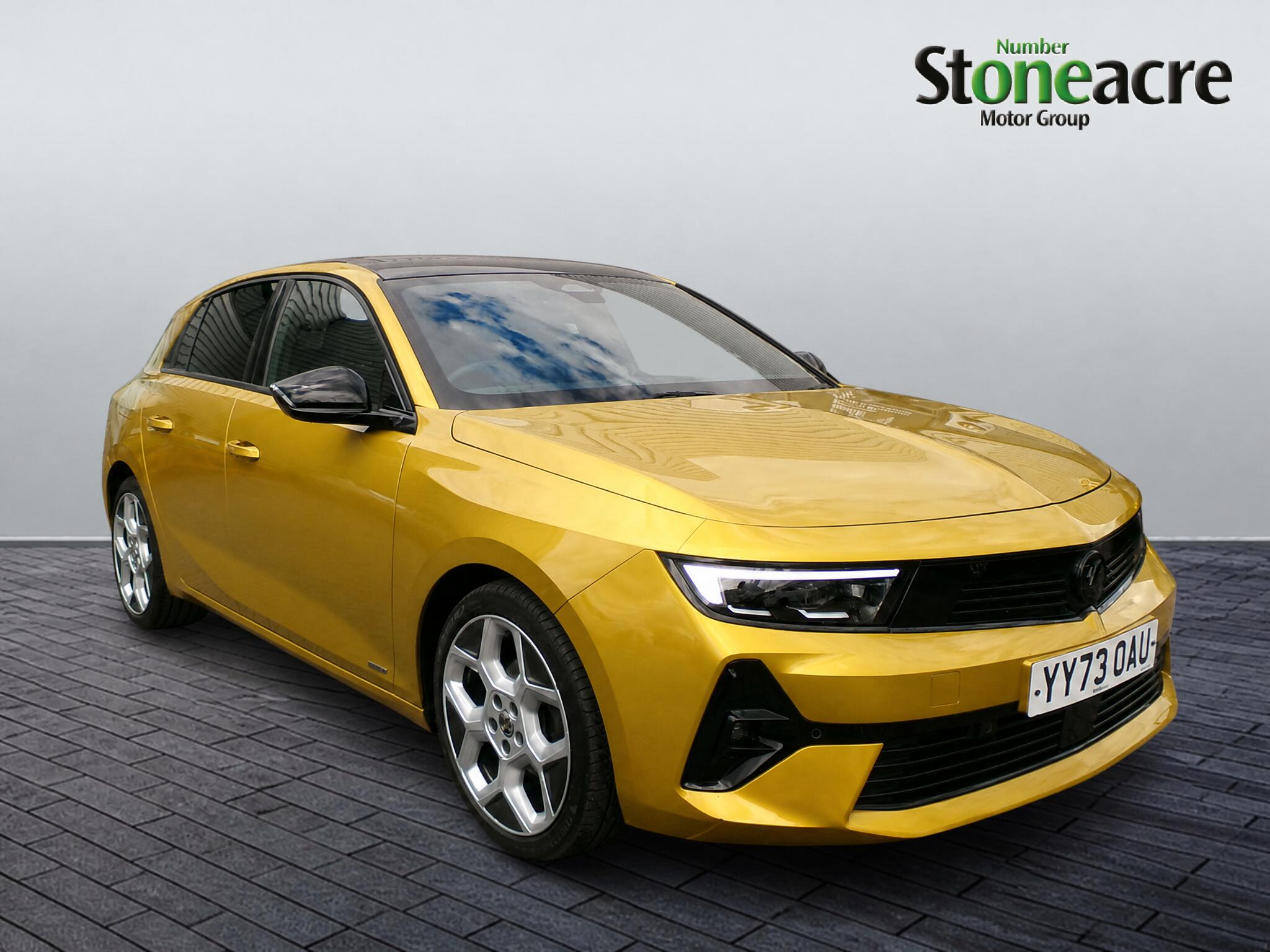 Main listing image - Vauxhall Astra