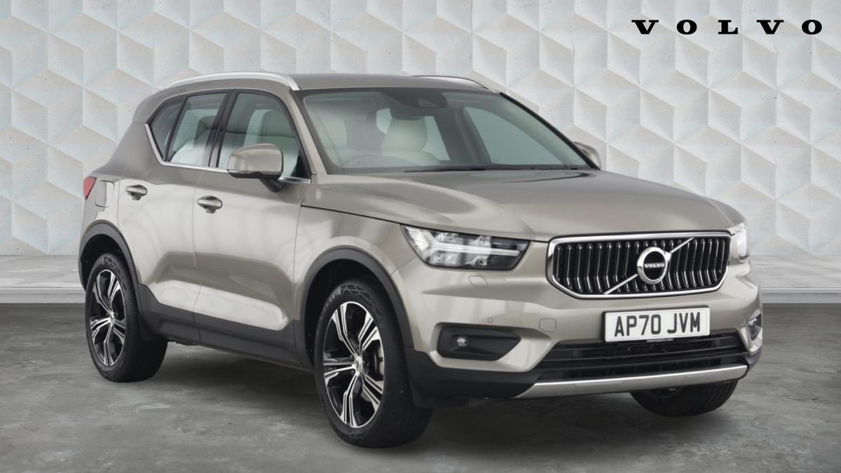 Main listing image - Volvo XC40