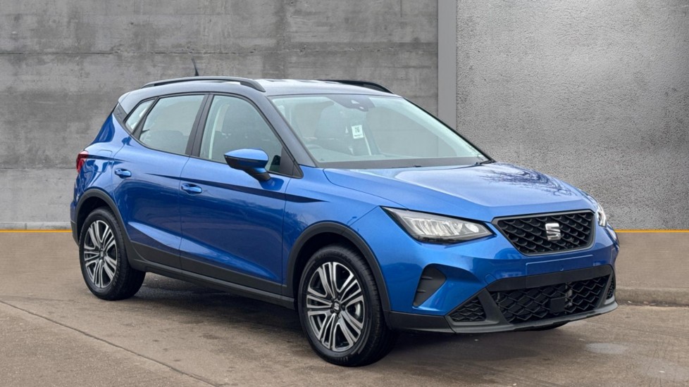 Main listing image - SEAT Arona