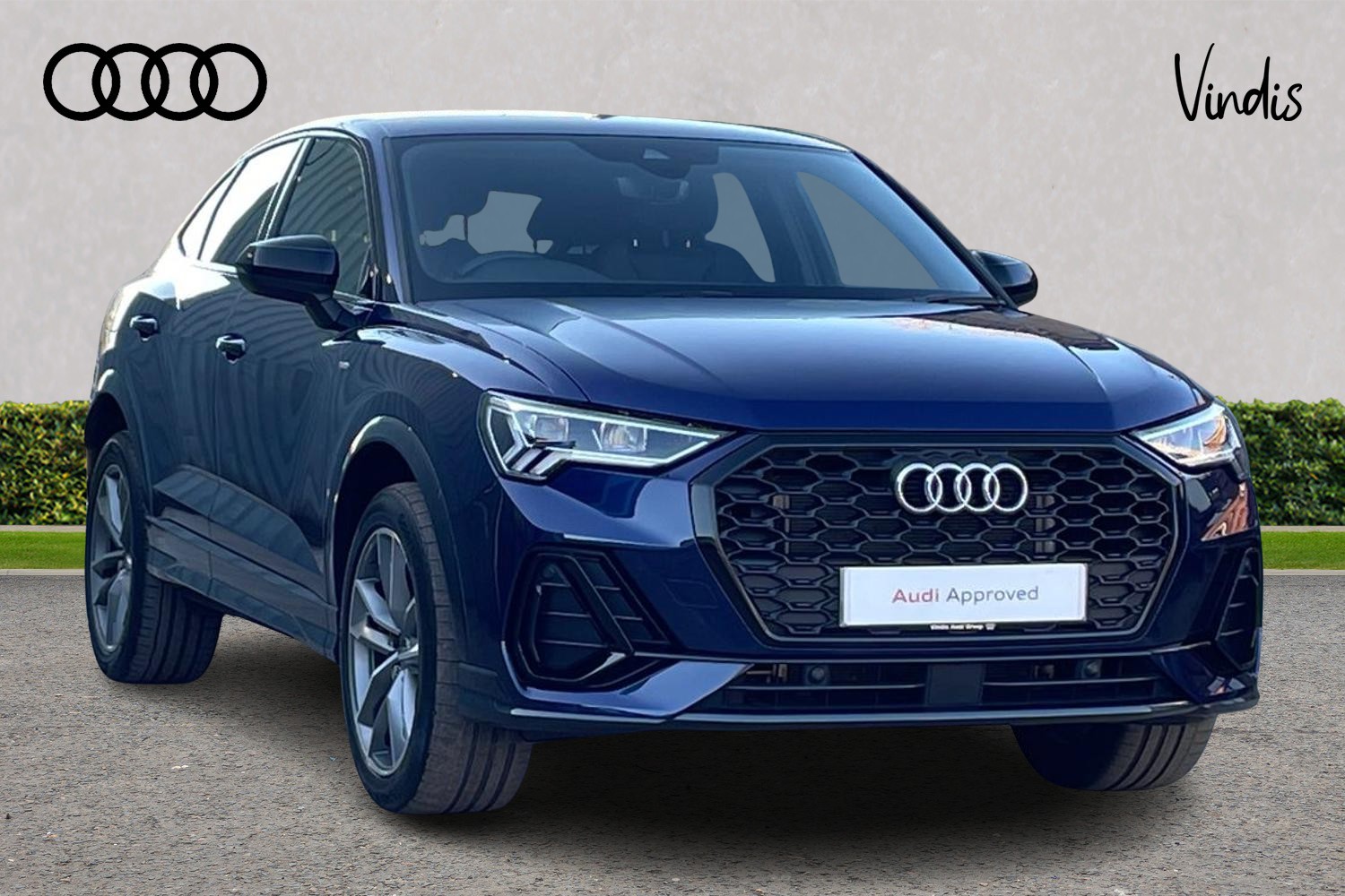 Main listing image - Audi Q3