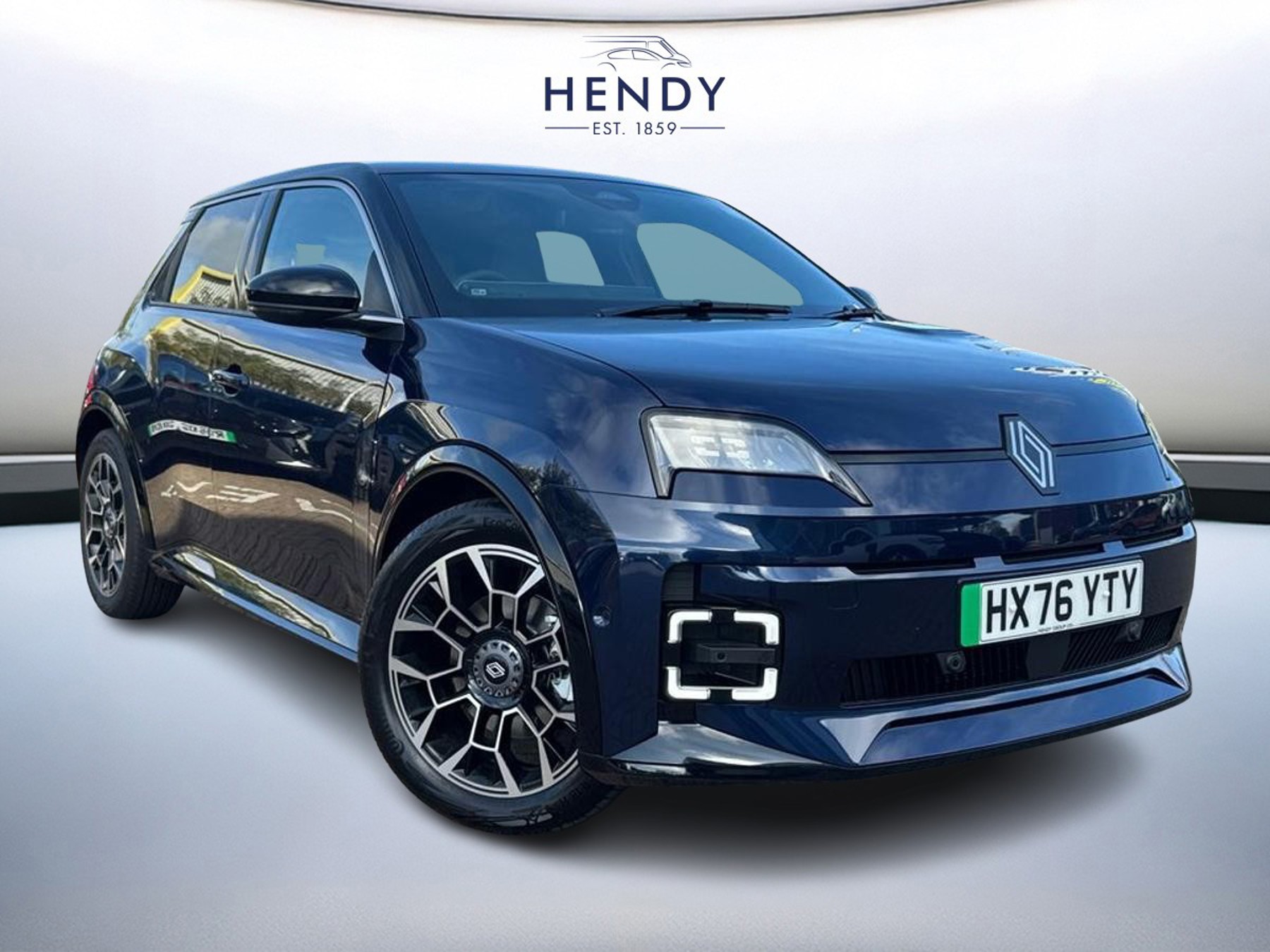 Main listing image - Renault 5
