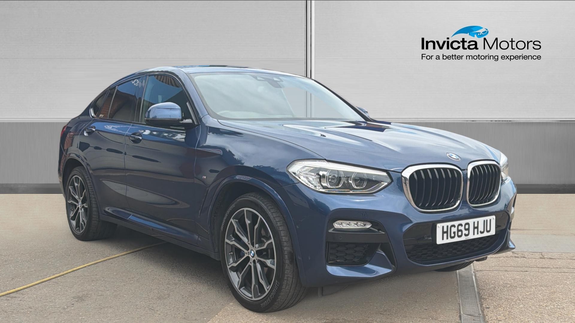 Main listing image - BMW X4