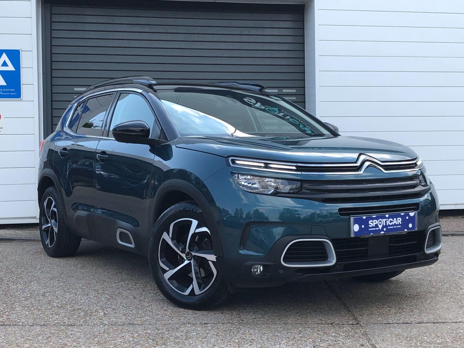 Main listing image - Citroen C5 Aircross