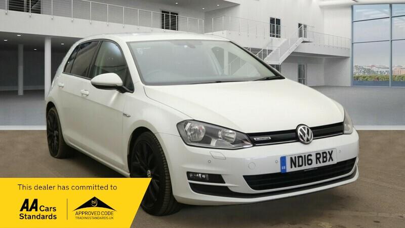 Main listing image - Volkswagen Golf