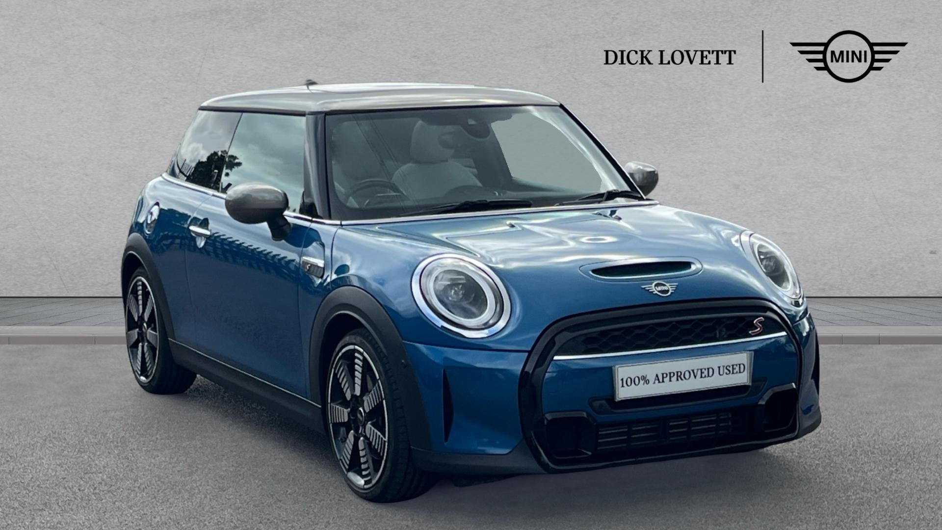 Main listing image - MINI Hatchback