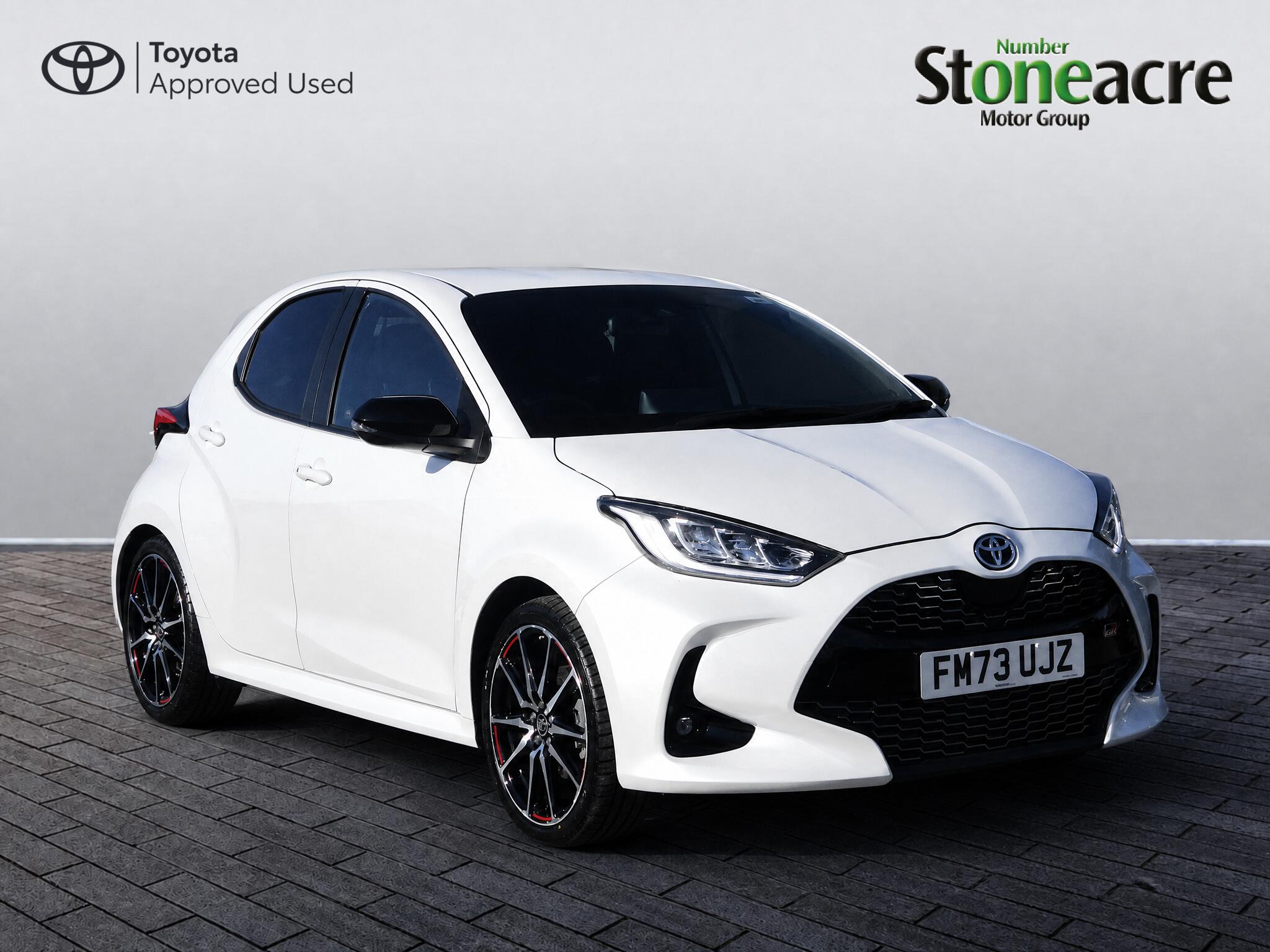 Main listing image - Toyota Yaris