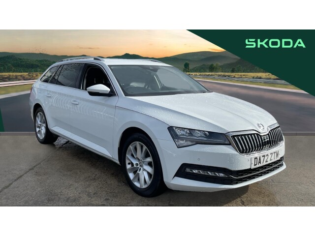 Main listing image - Skoda Superb Estate