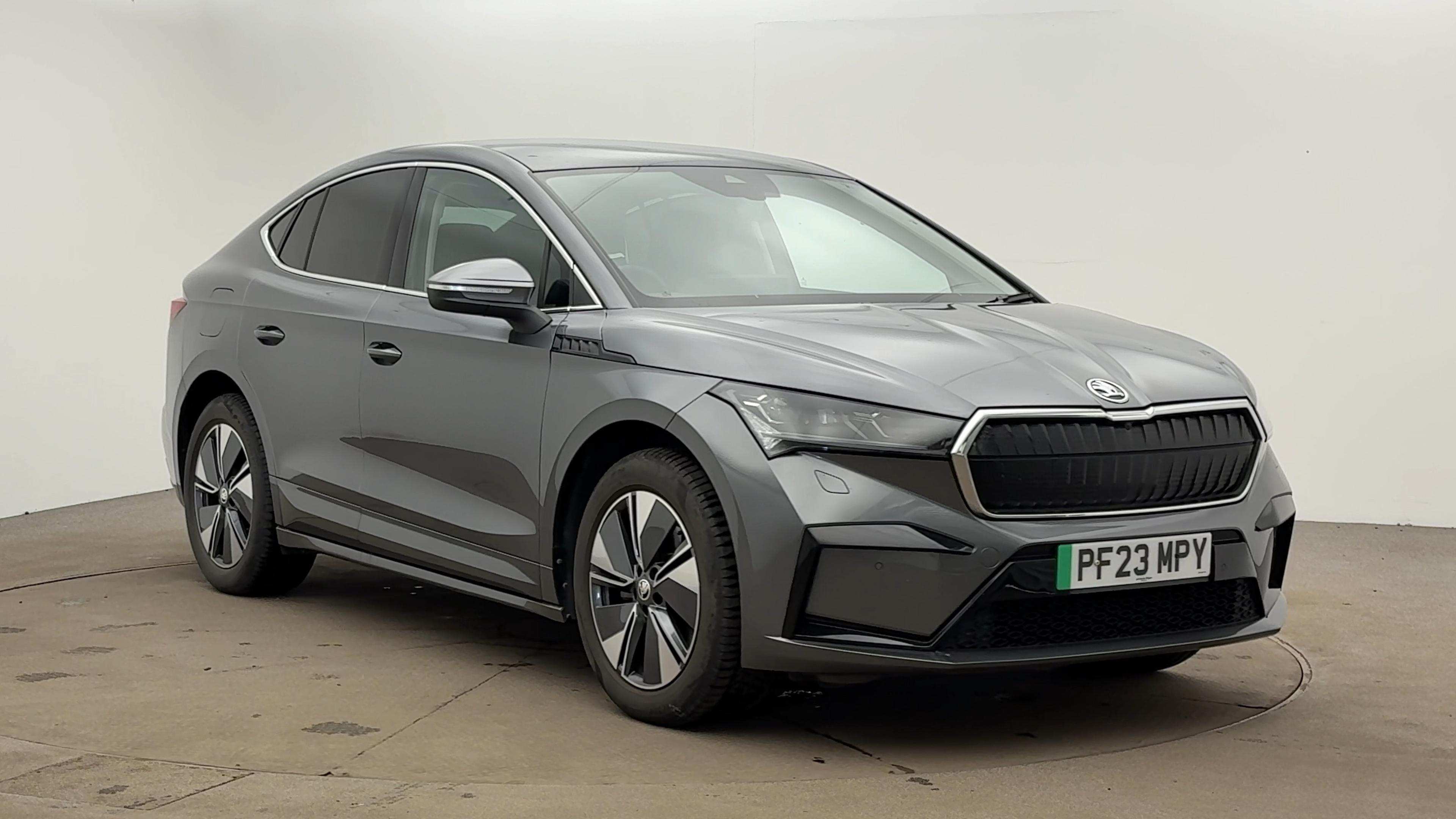 Main listing image - Skoda Enyaq