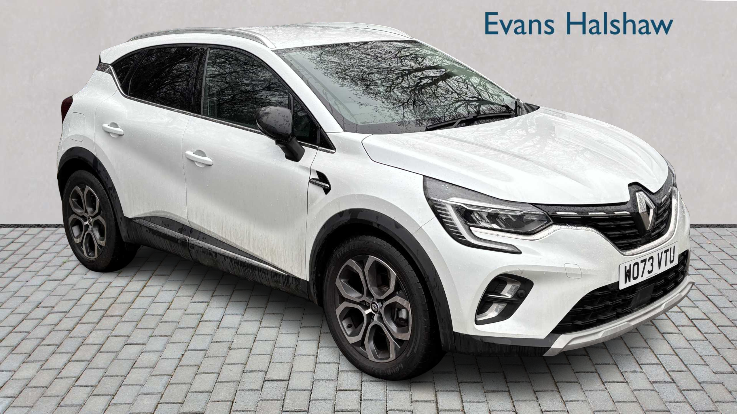 Main listing image - Renault Captur