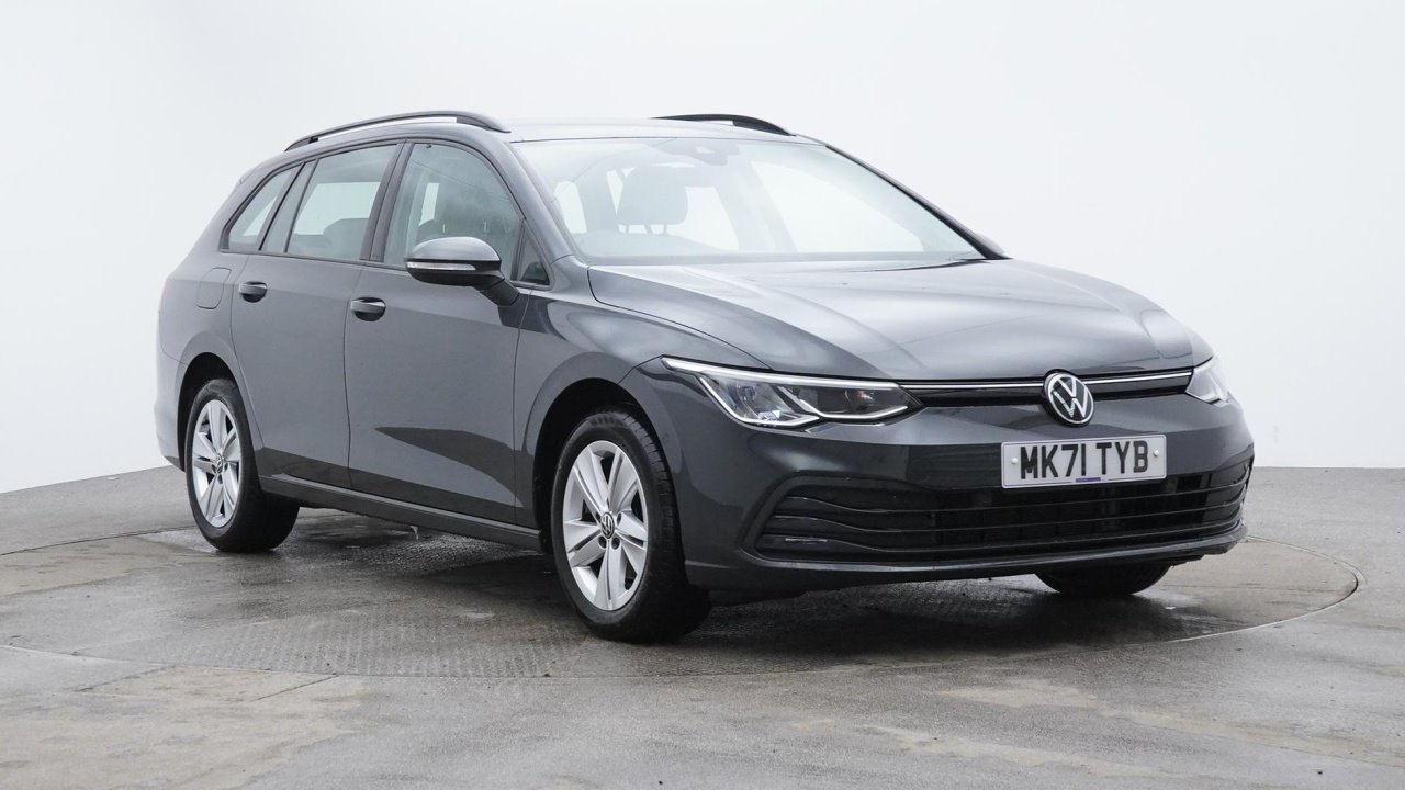 Main listing image - Volkswagen Golf Estate