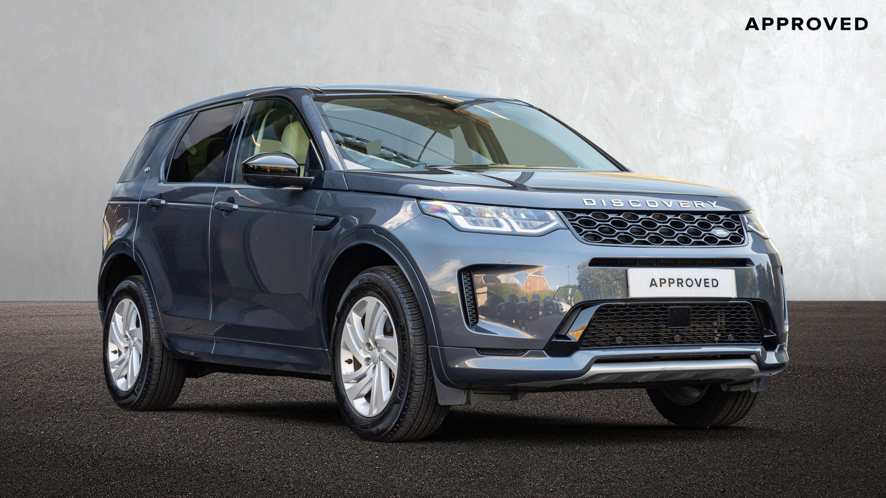 Main listing image - Land Rover Discovery Sport