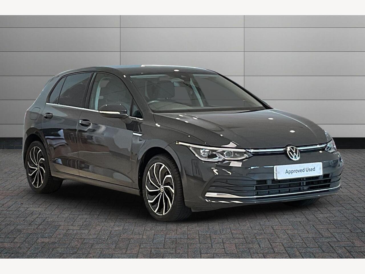 Main listing image - Volkswagen Golf