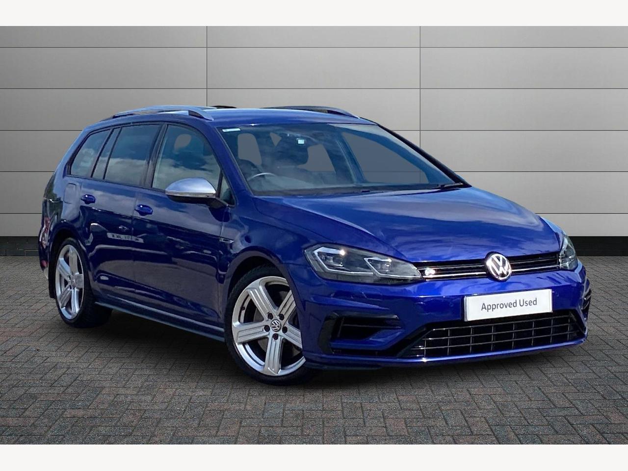 Main listing image - Volkswagen Golf Estate