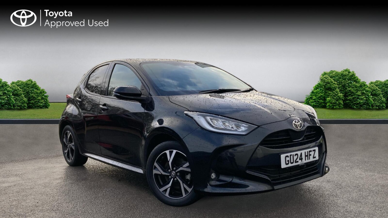 Main listing image - Toyota Yaris