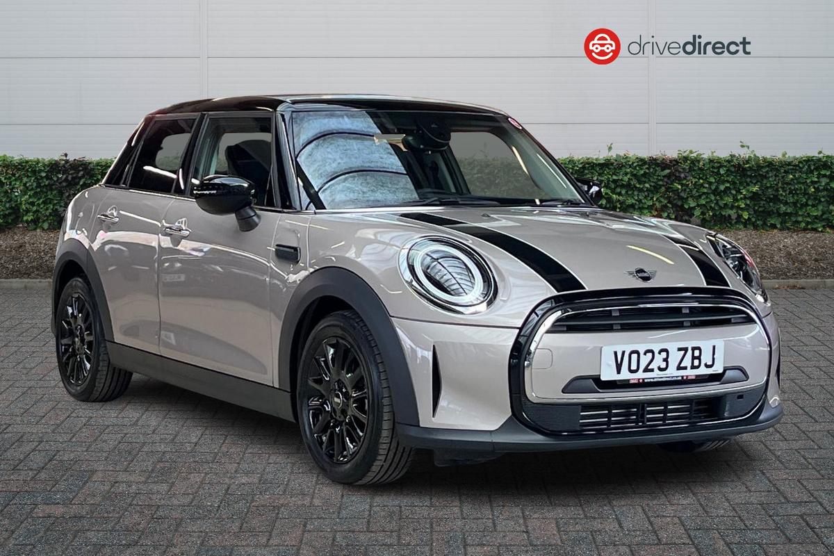 Main listing image - MINI Hatchback 5dr