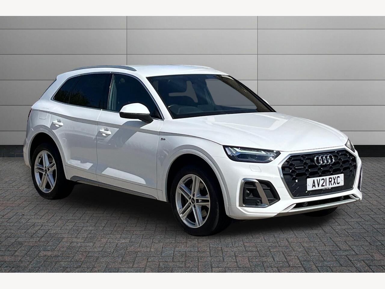 Main listing image - Audi Q5