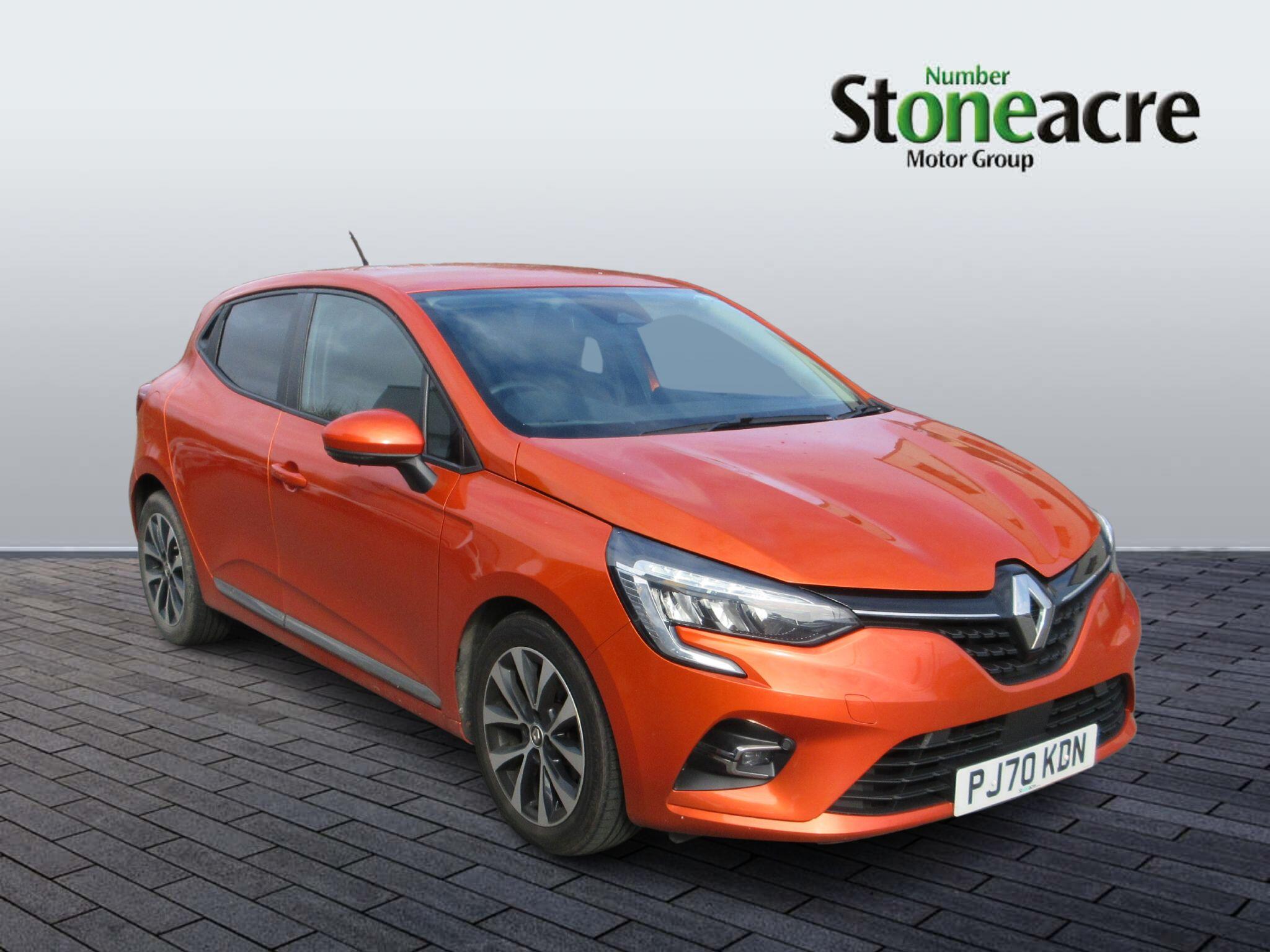Main listing image - Renault Clio