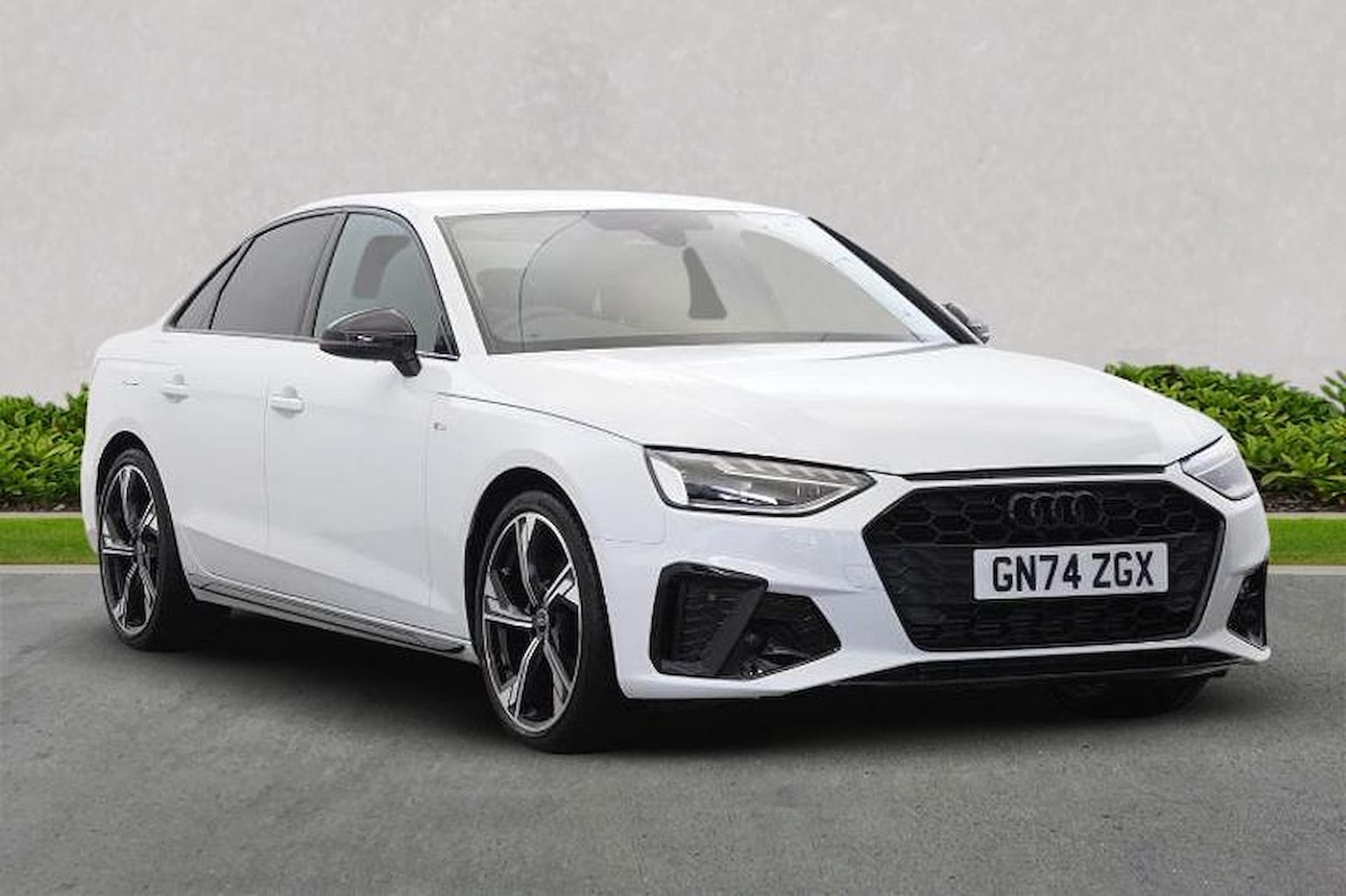 Main listing image - Audi A4