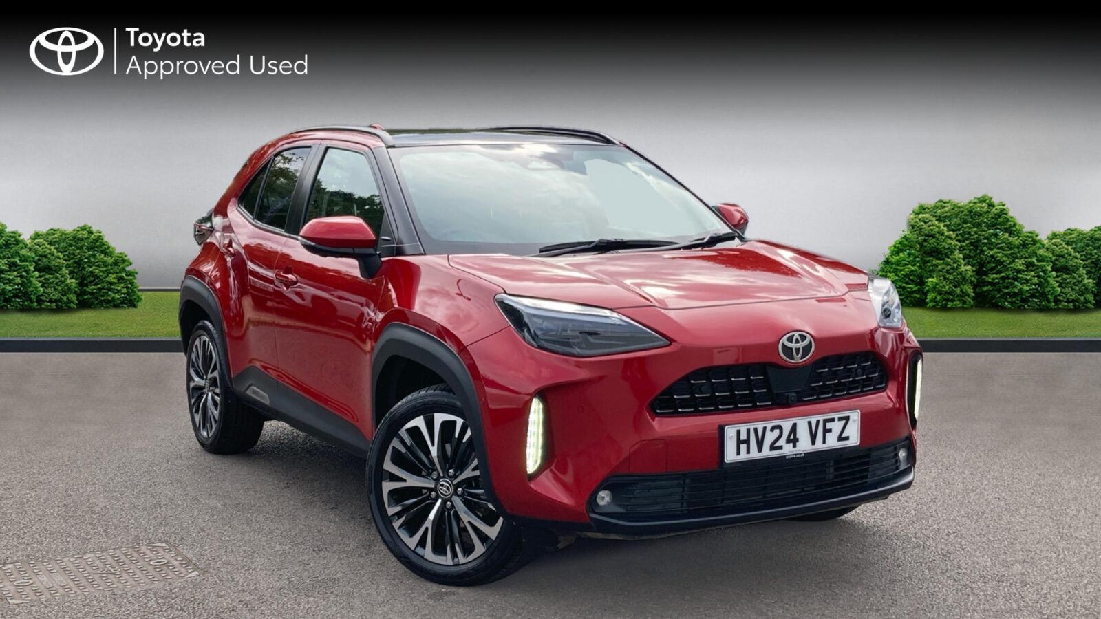 Main listing image - Toyota Yaris Cross