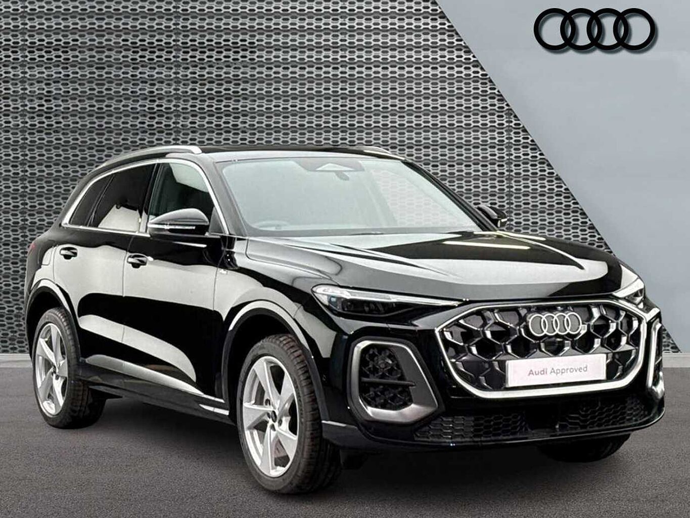 Main listing image - Audi Q5