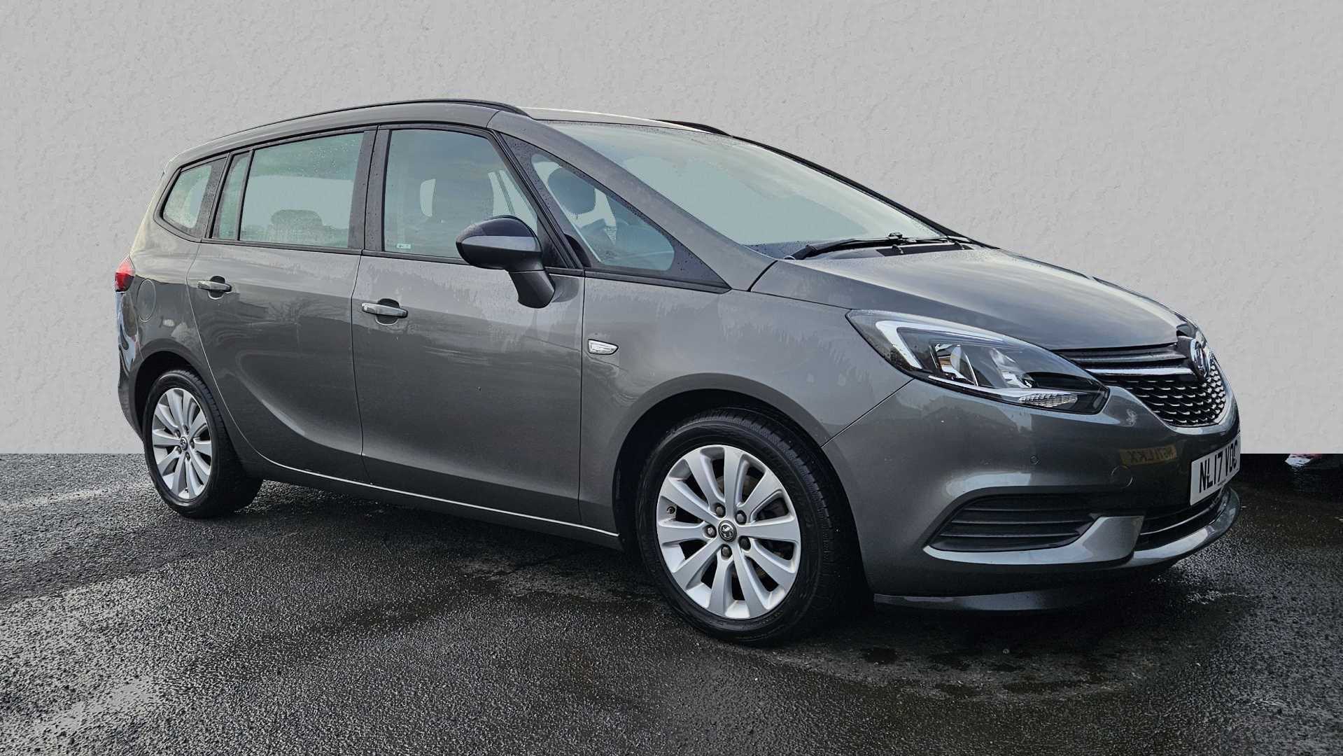 Main listing image - Vauxhall Zafira