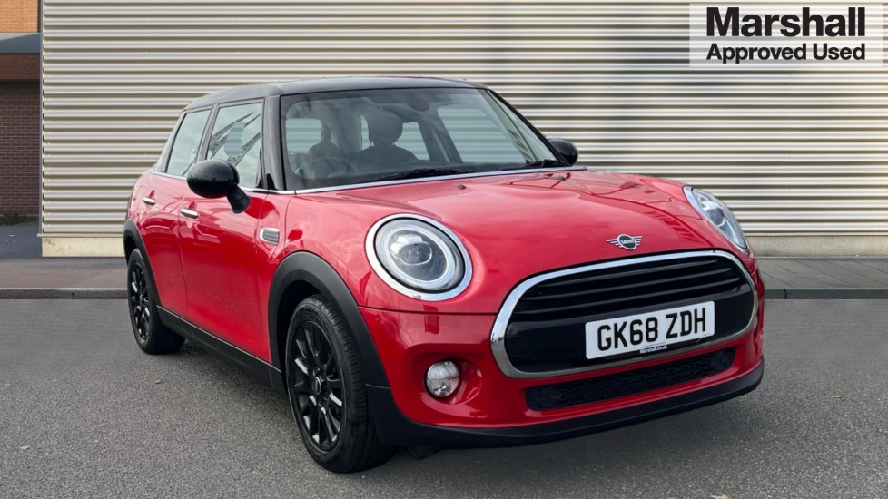 Main listing image - MINI Hatchback 5dr