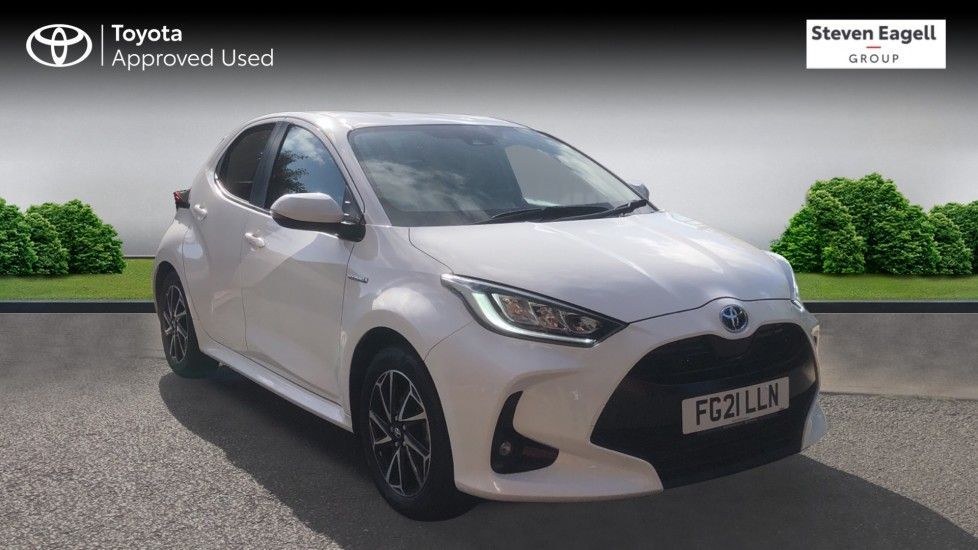 Main listing image - Toyota Yaris