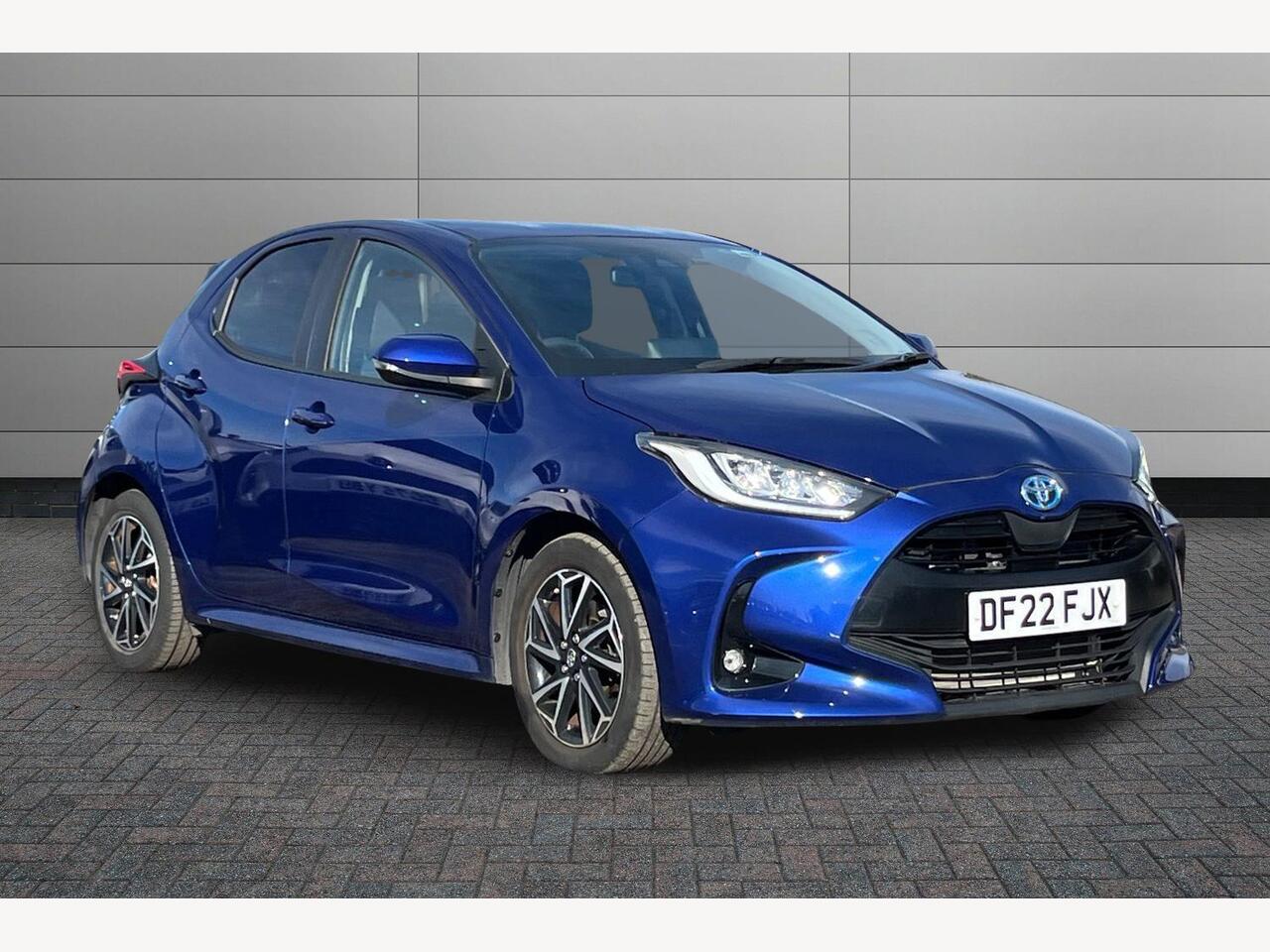 Main listing image - Toyota Yaris