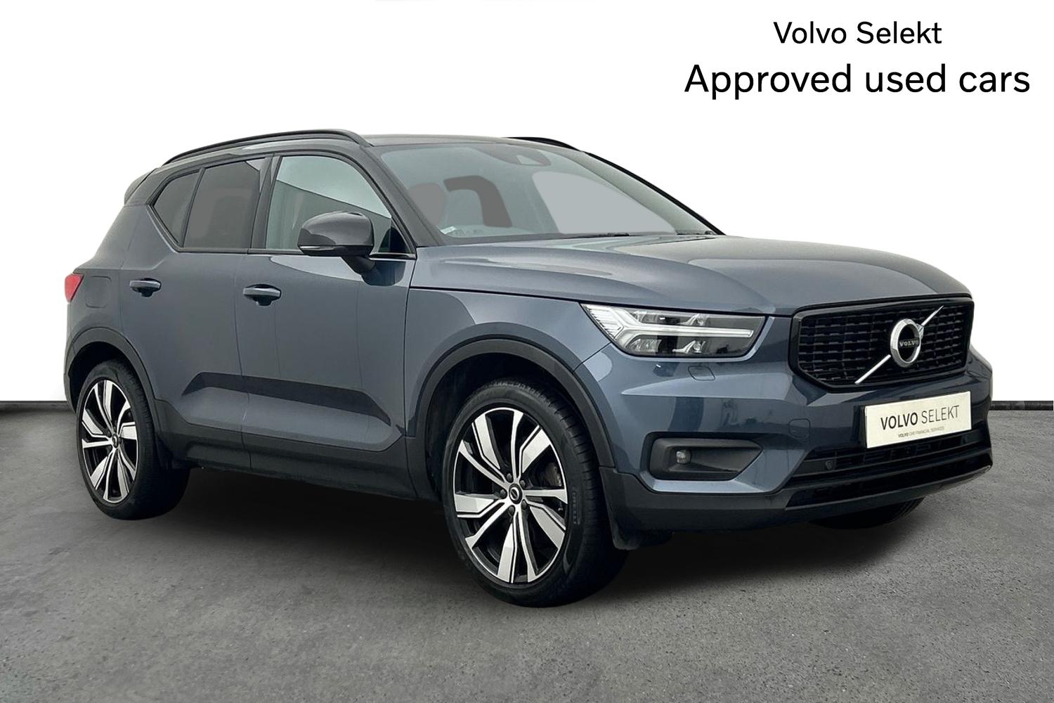 Main listing image - Volvo XC40 Recharge