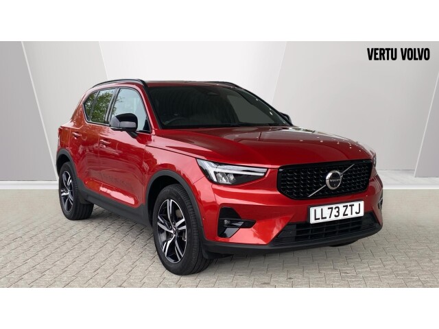 Main listing image - Volvo XC40