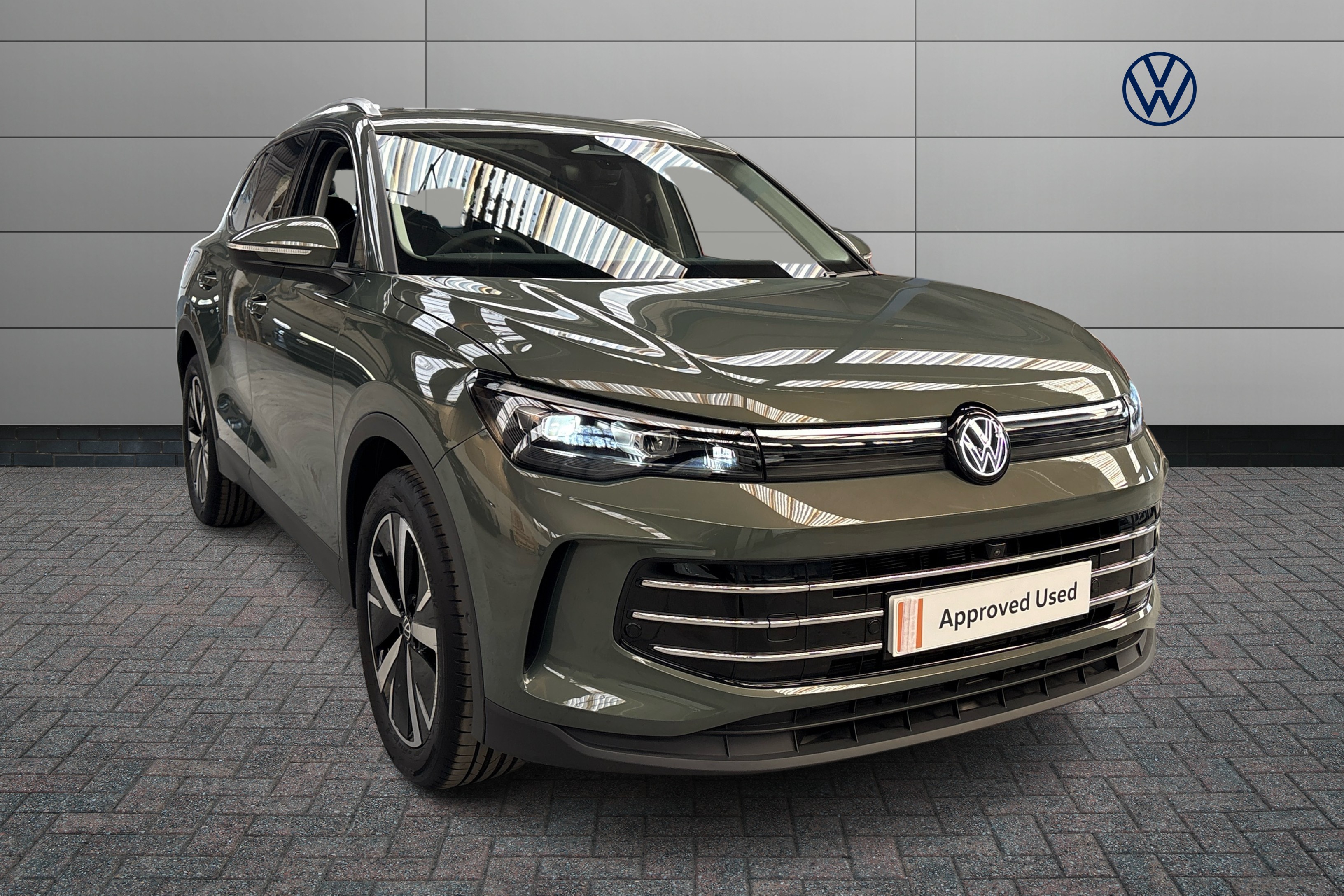 Main listing image - Volkswagen Tiguan