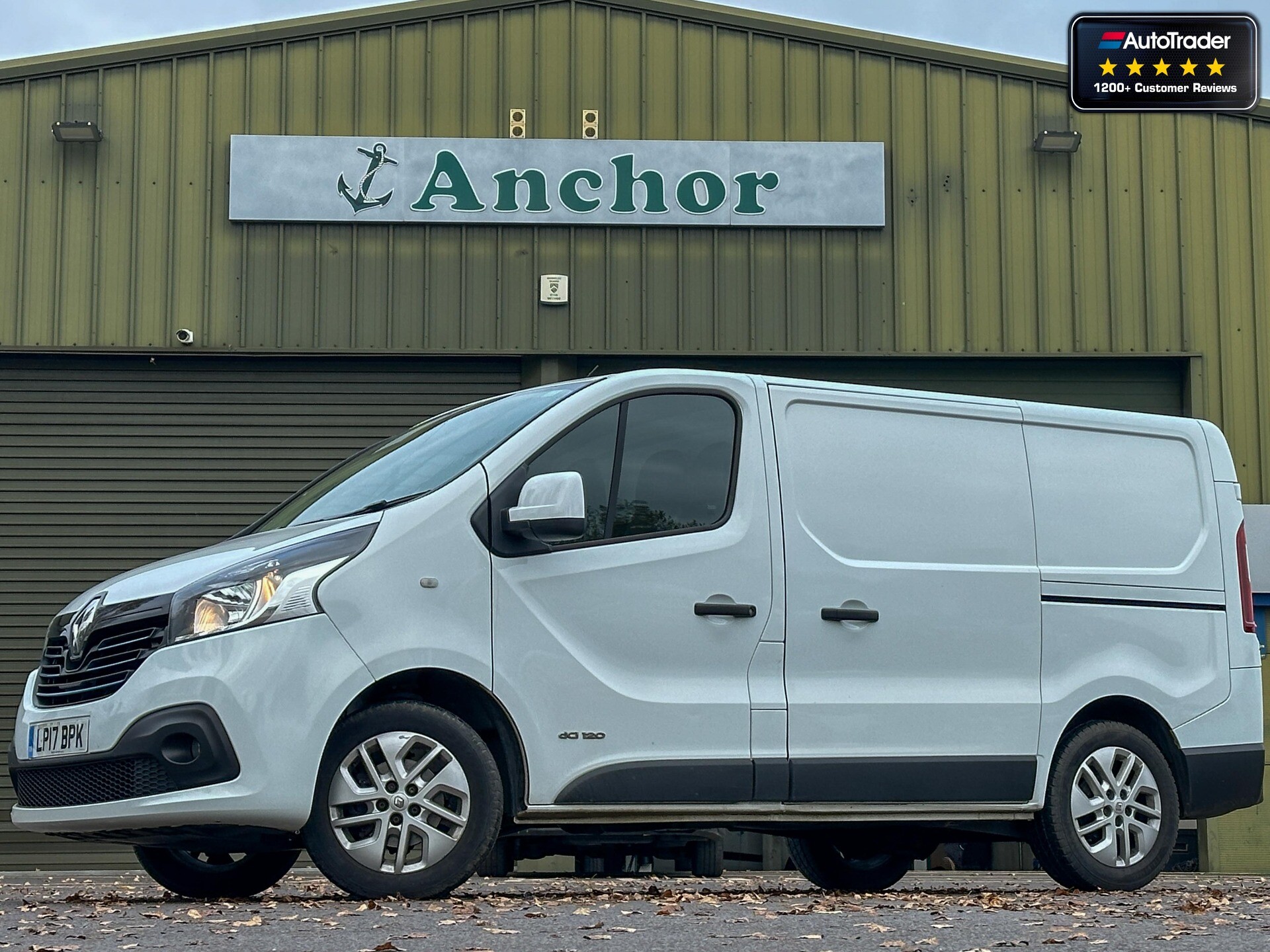 Main listing image - Renault Trafic