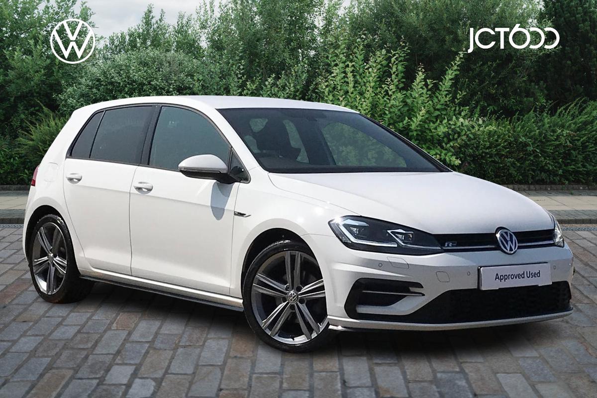 Main listing image - Volkswagen Golf