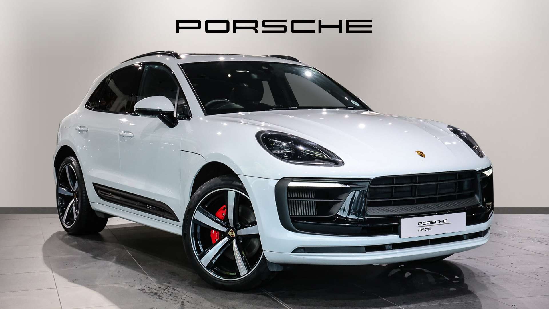 Main listing image - Porsche Macan