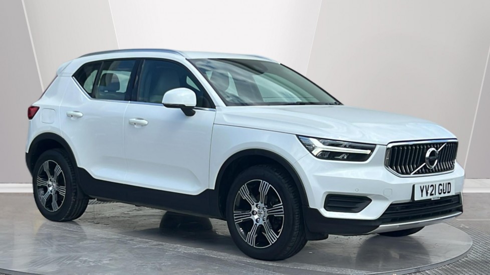 Main listing image - Volvo XC40