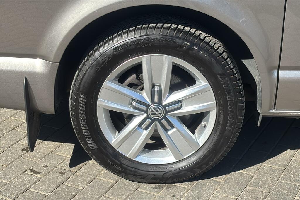 Main listing image - Volkswagen California