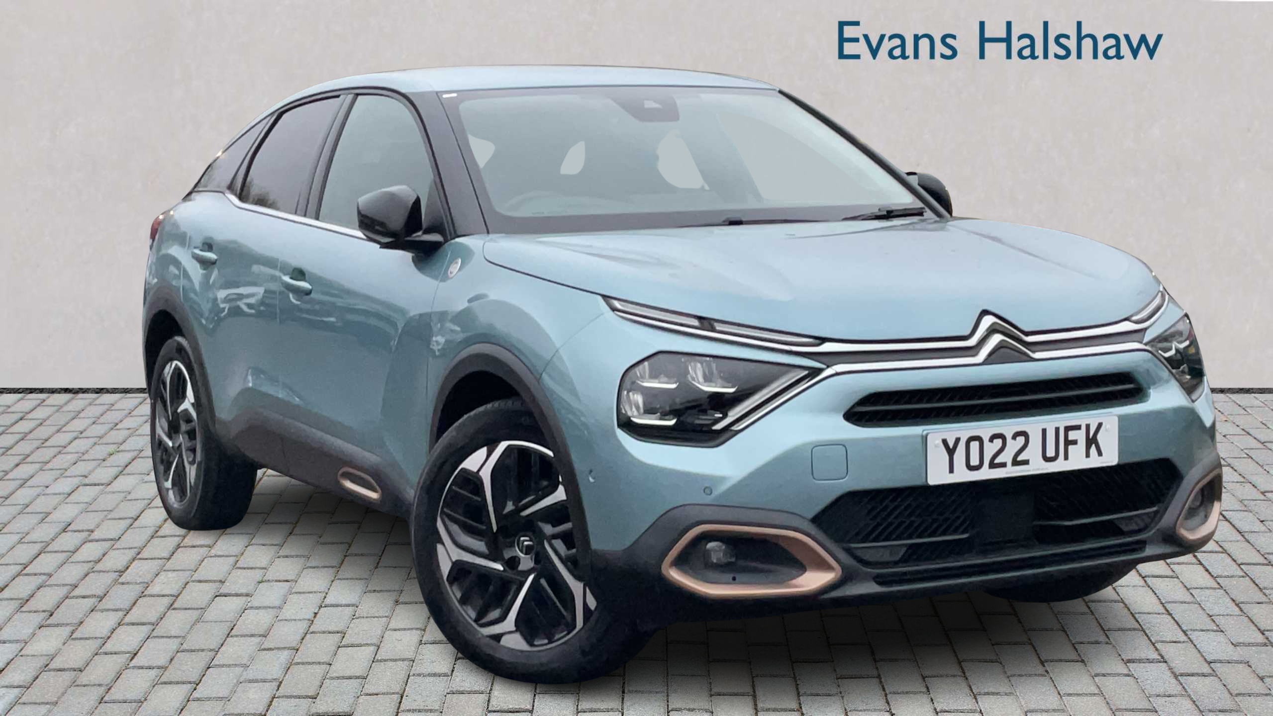 Main listing image - Citroen C4