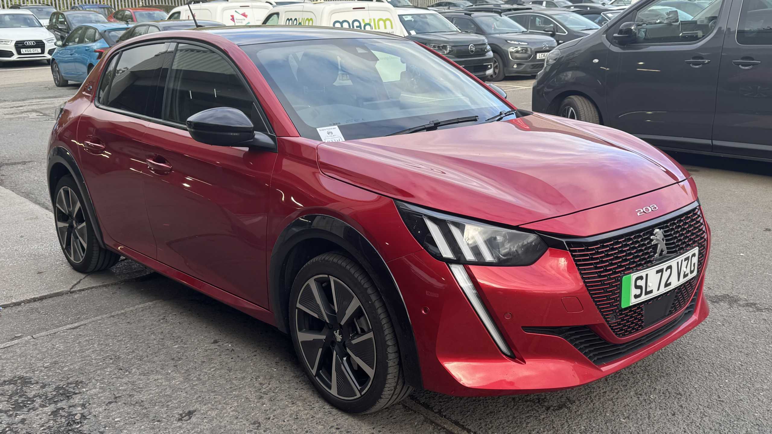 Main listing image - Peugeot e-208
