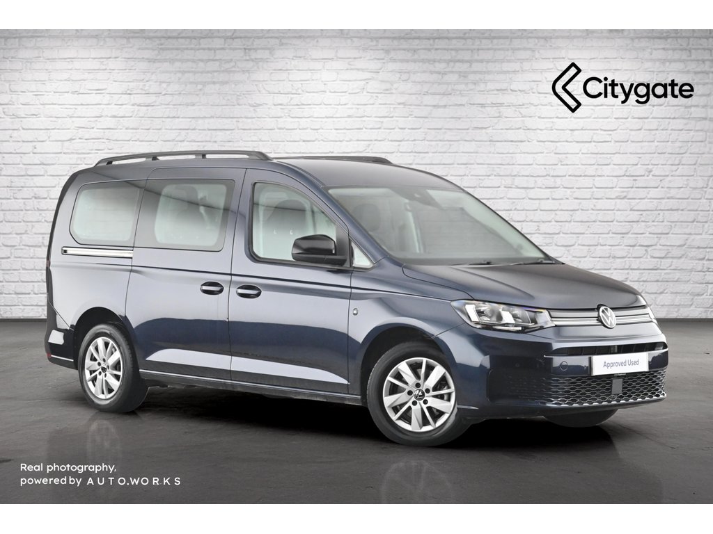 Main listing image - Volkswagen Caddy Maxi