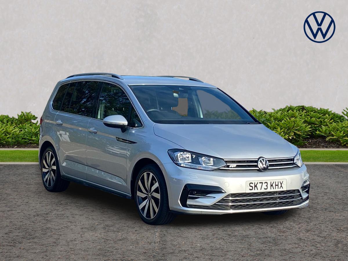 Main listing image - Volkswagen Touran