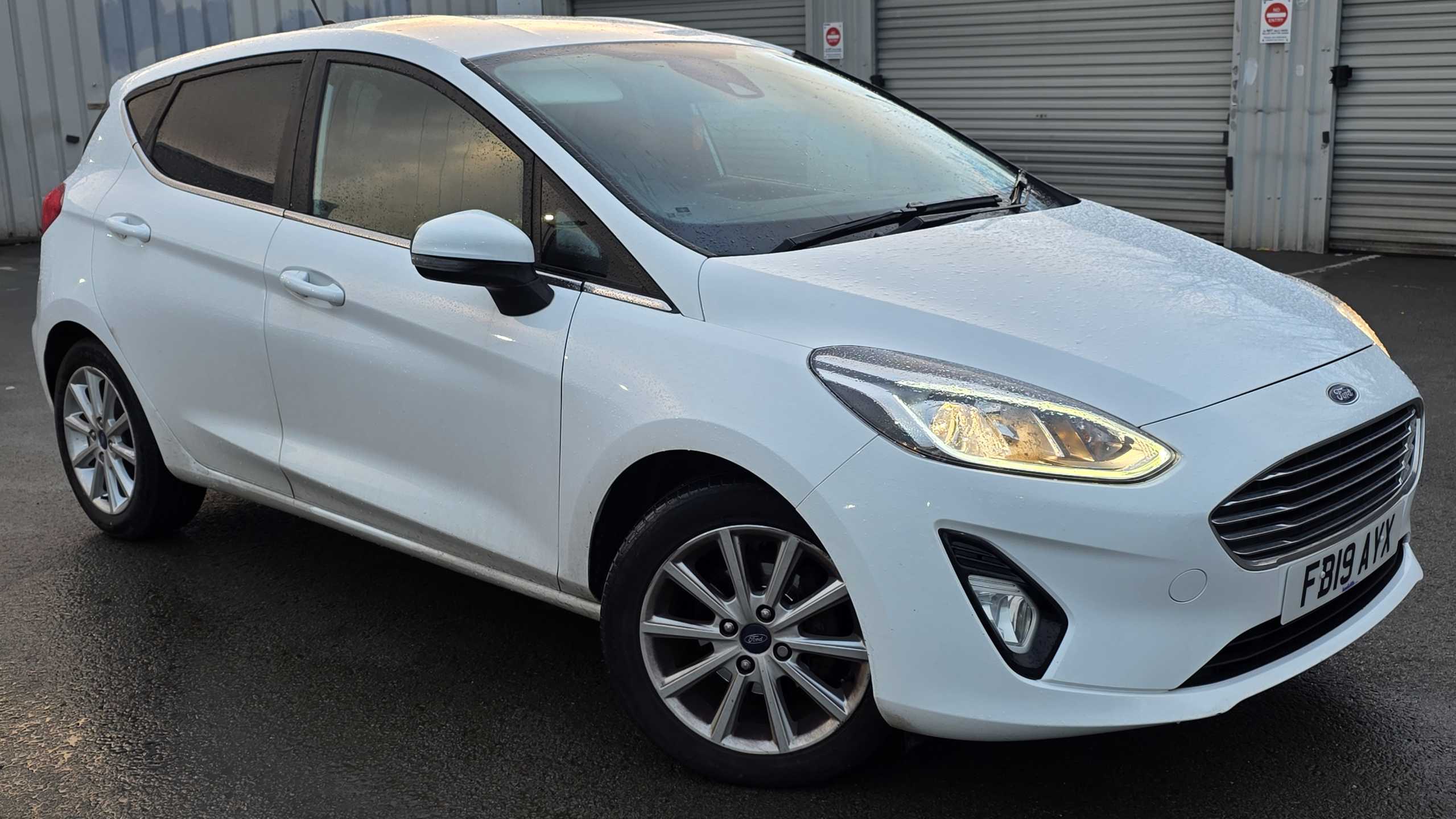 Main listing image - Ford Fiesta