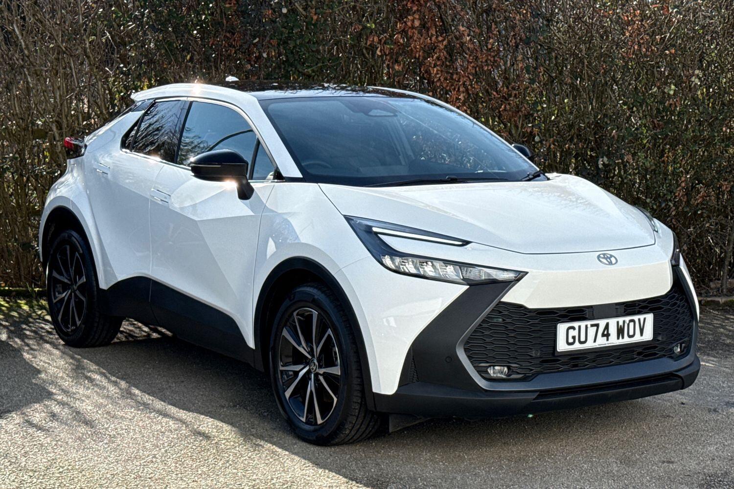 Main listing image - Toyota C-HR