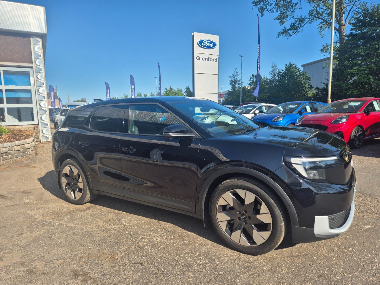 Main listing image - Ford Explorer