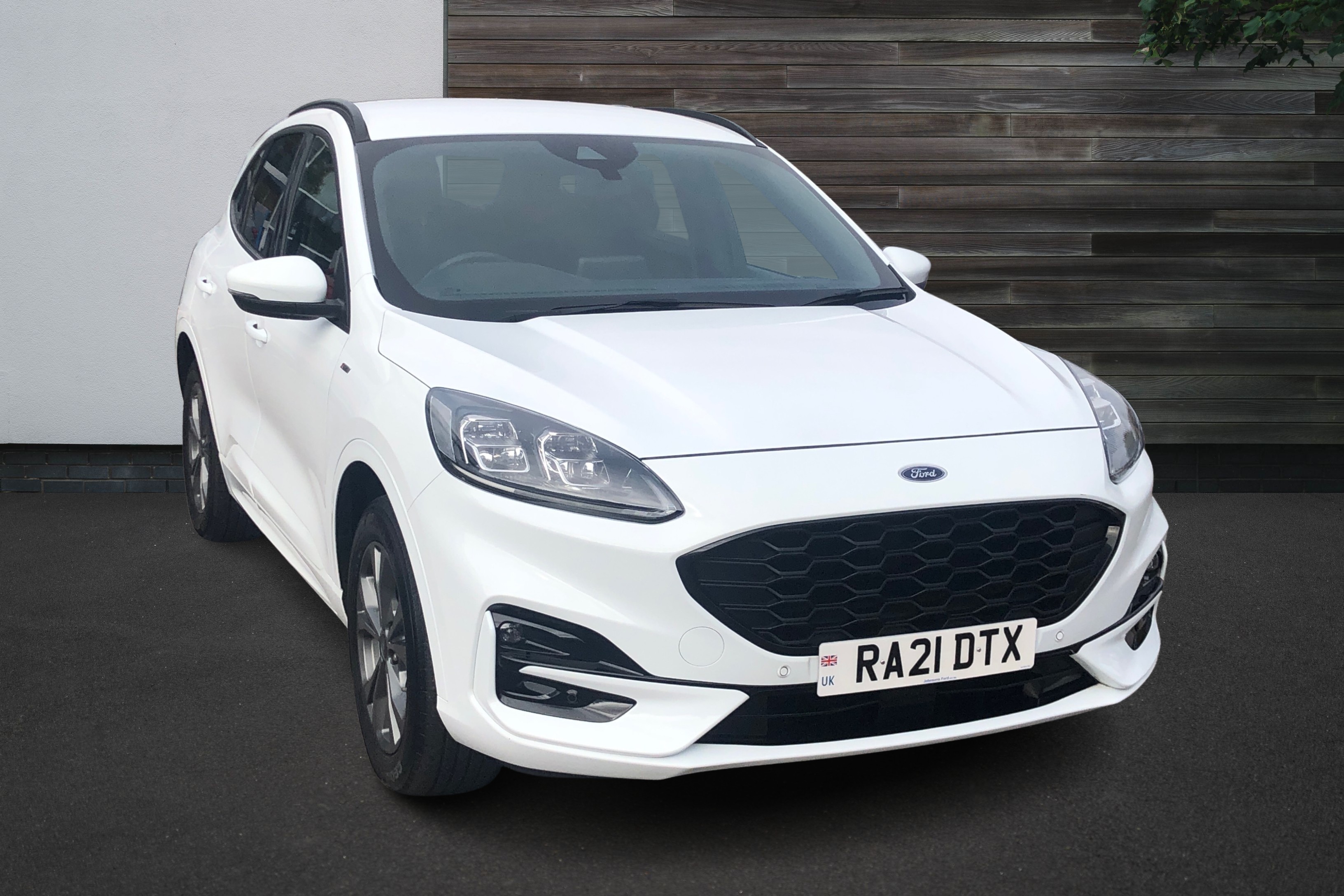 Main listing image - Ford Kuga