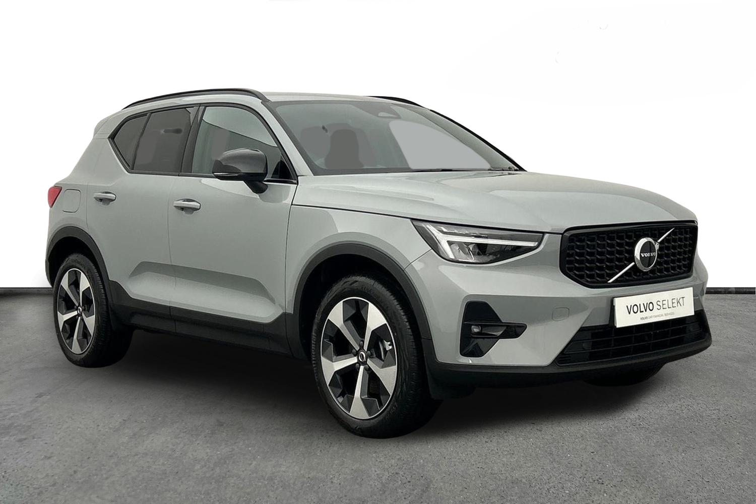 Main listing image - Volvo XC40