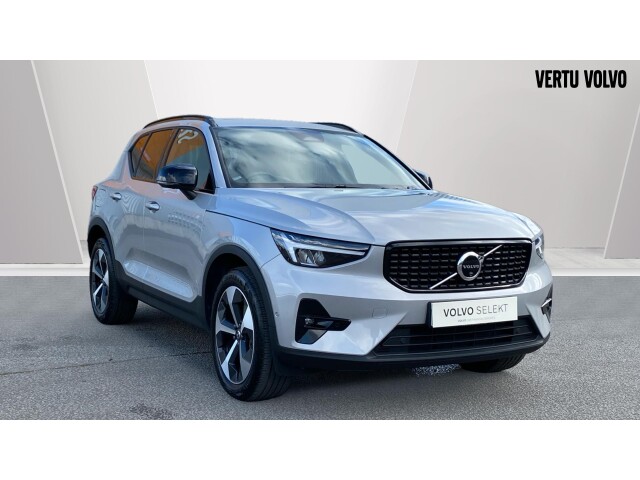 Main listing image - Volvo XC40