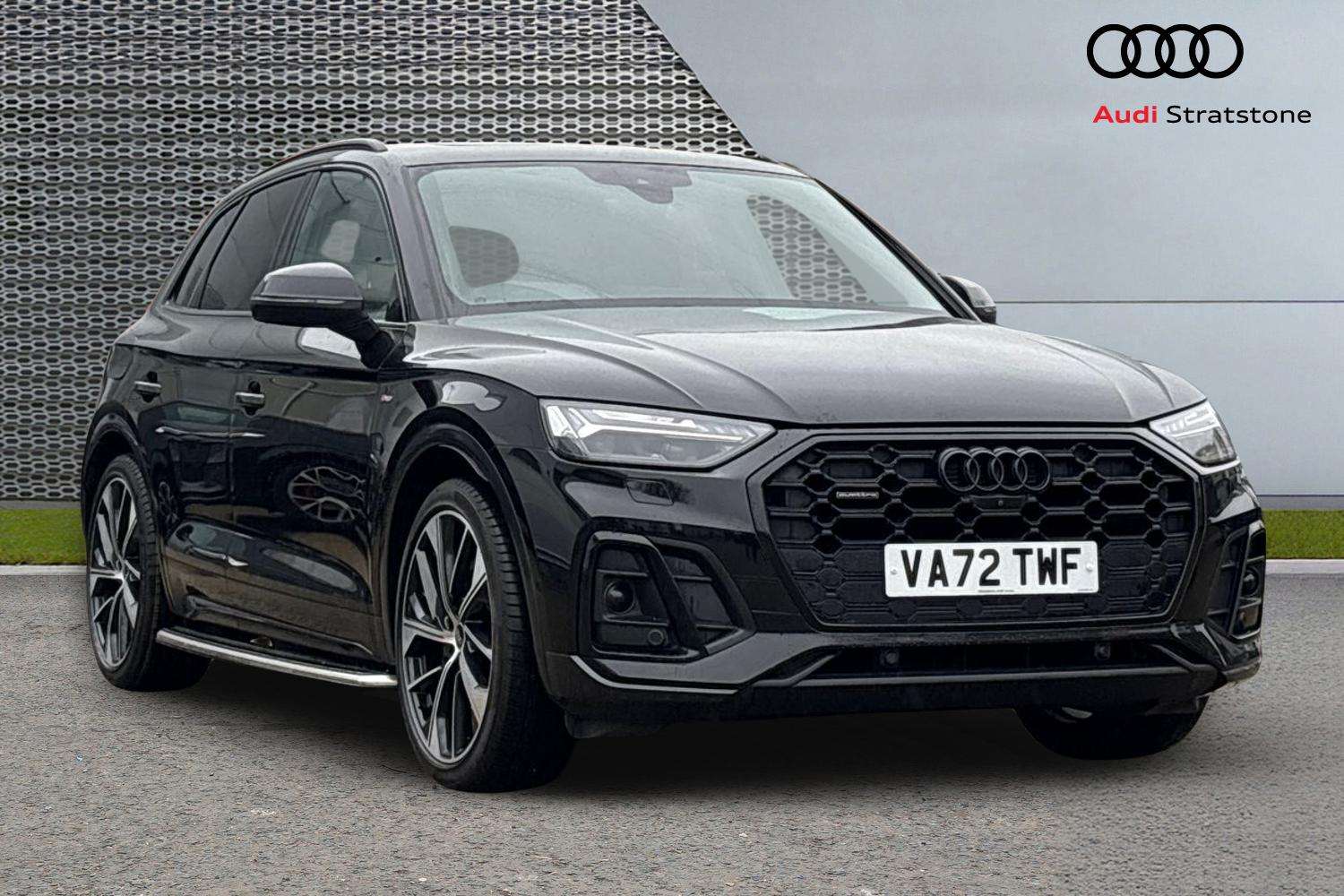 Main listing image - Audi Q5